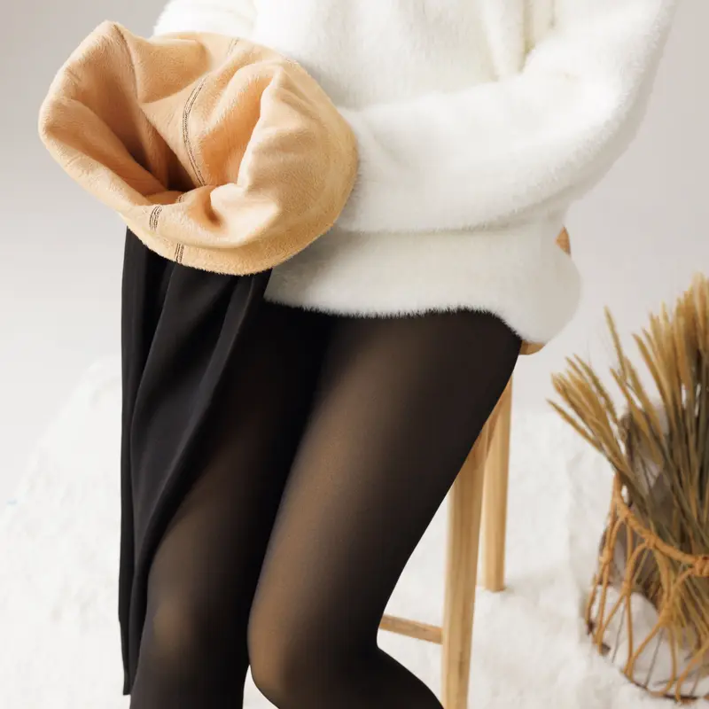 Fleece Lined Tights One-Lined Seams both front and back
